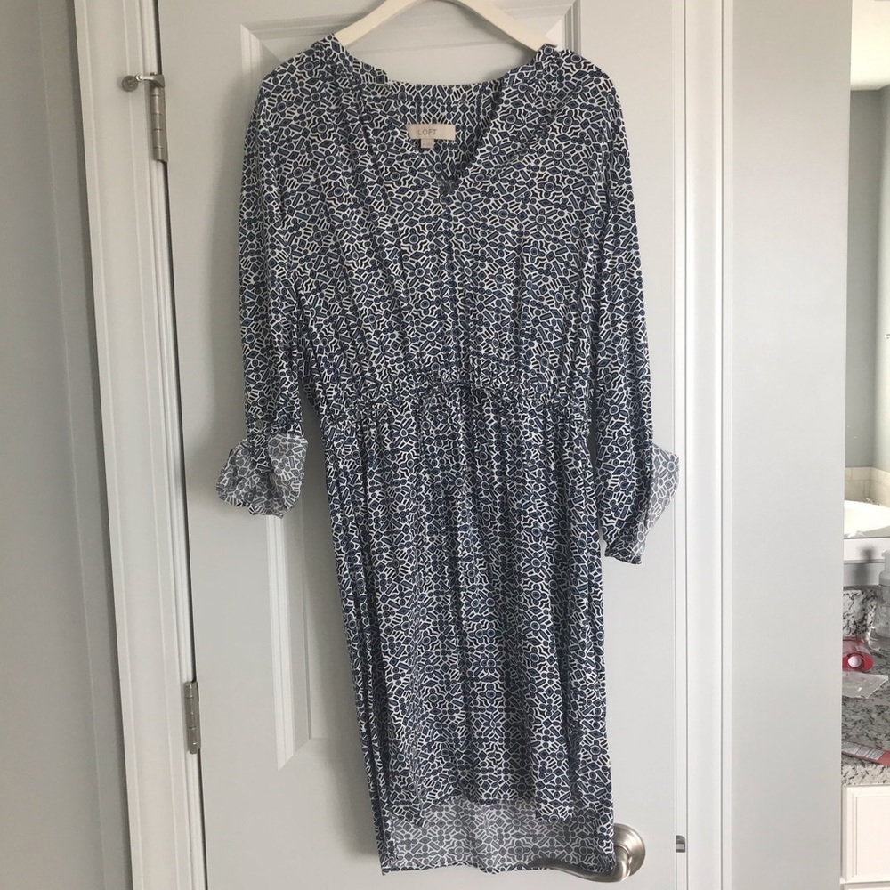 Blue LOFT geo dress - M
